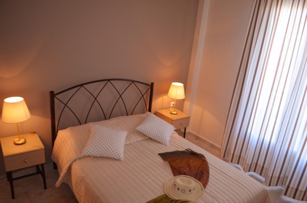 Hotel Archontissa Ermoupoli Zimmer foto